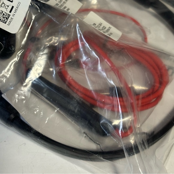 Plantronics BLACKWIRE, C3220 USB-A NIP Sealed headset - Picture 4 of 5